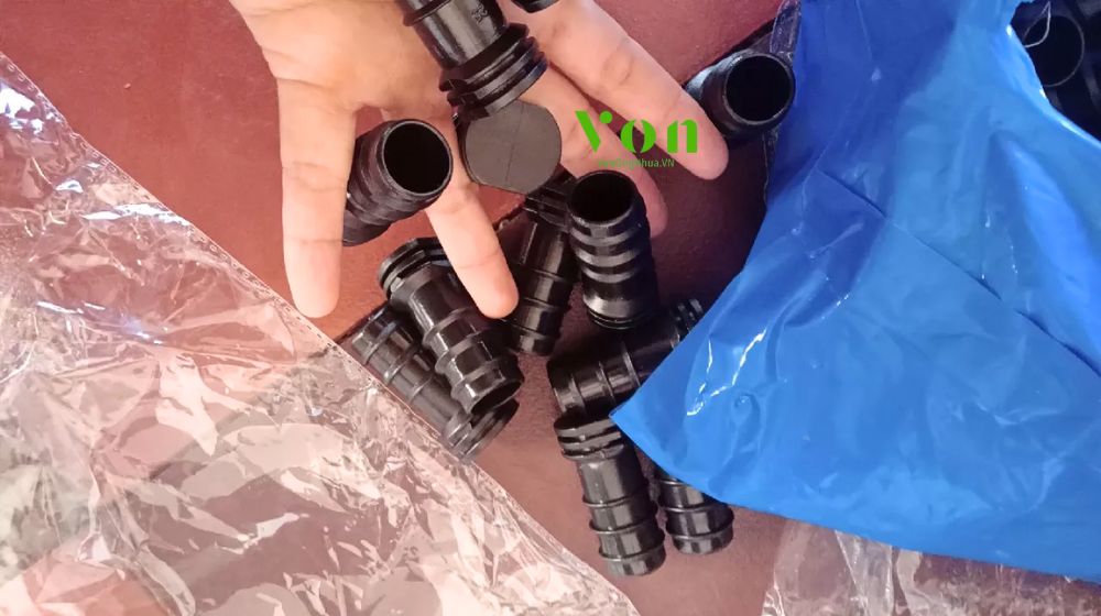 địa chỉ bịt ống tưới Dekko