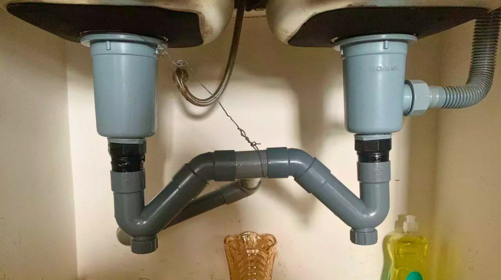 xi phông uPVC Hệ thoát nước trong nhà