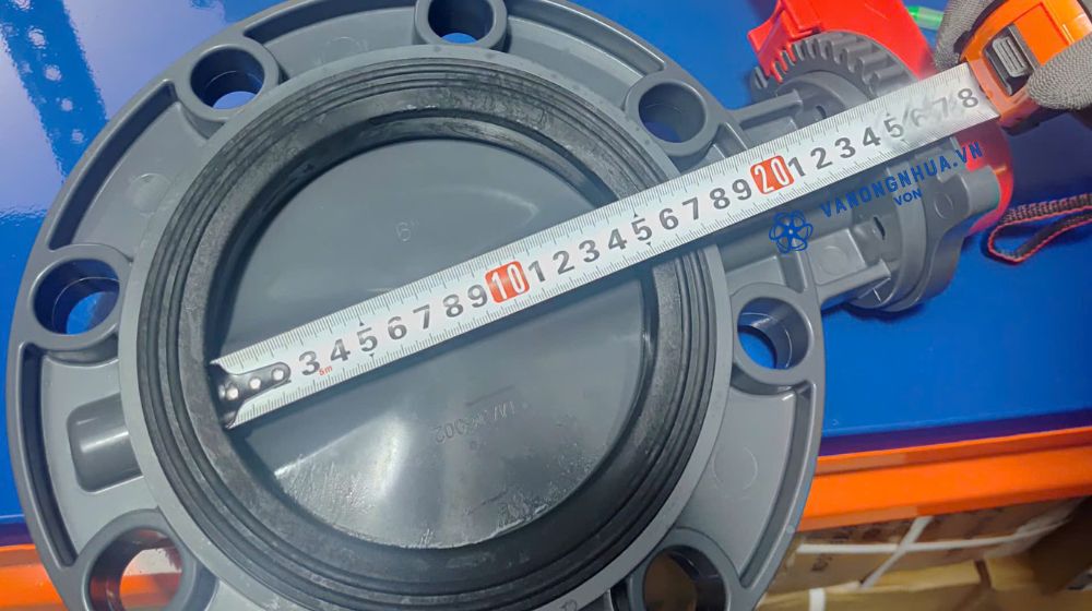 tìm hiểu về van bướm pvc dn150