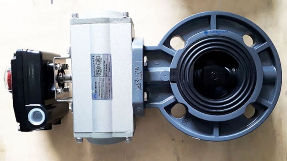 van bướm nhựa pvc dn65 khí nén